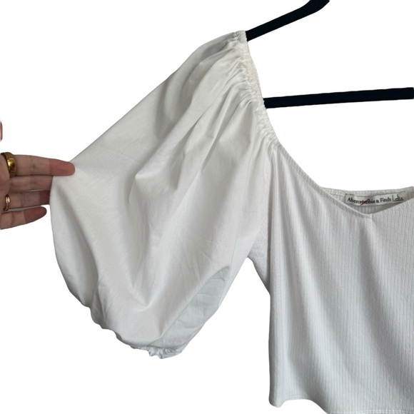 Abercrombie & Fitch White Puff Sleeved Rib Knit Top, Size L - Picture 3 of 6